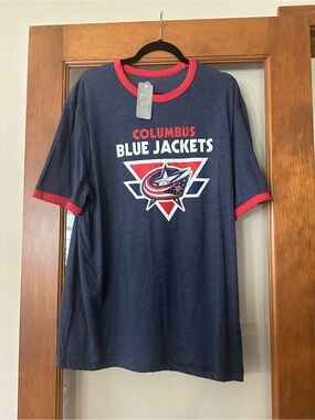 NHL Columbus Blue Jackets Navy T-Shirt with Red Trim
